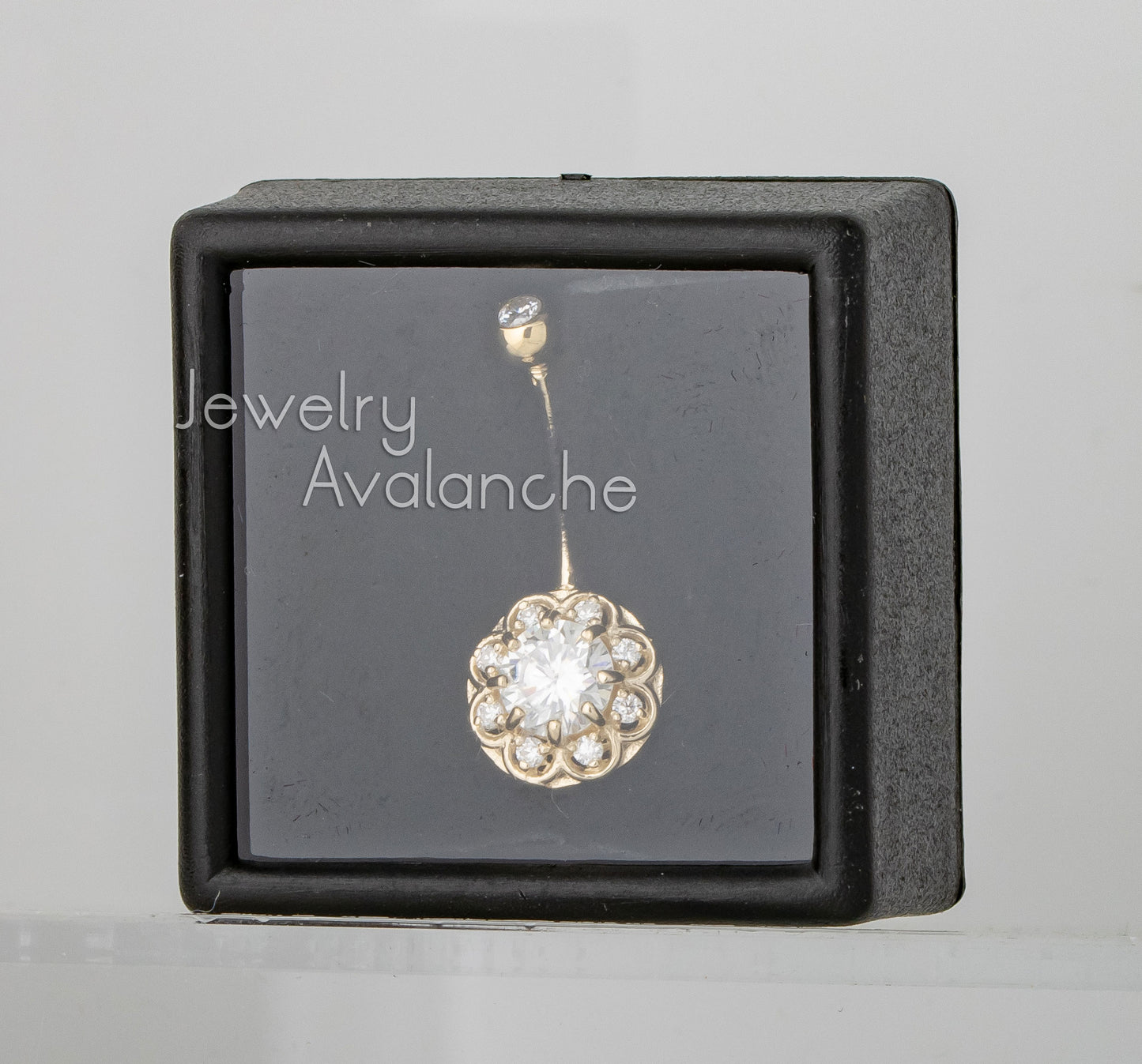 Jewelry Avalanche Women's 14K Gold Lotus Flower 14G Belly Button Ring with 0.87cttw Round Moissanites