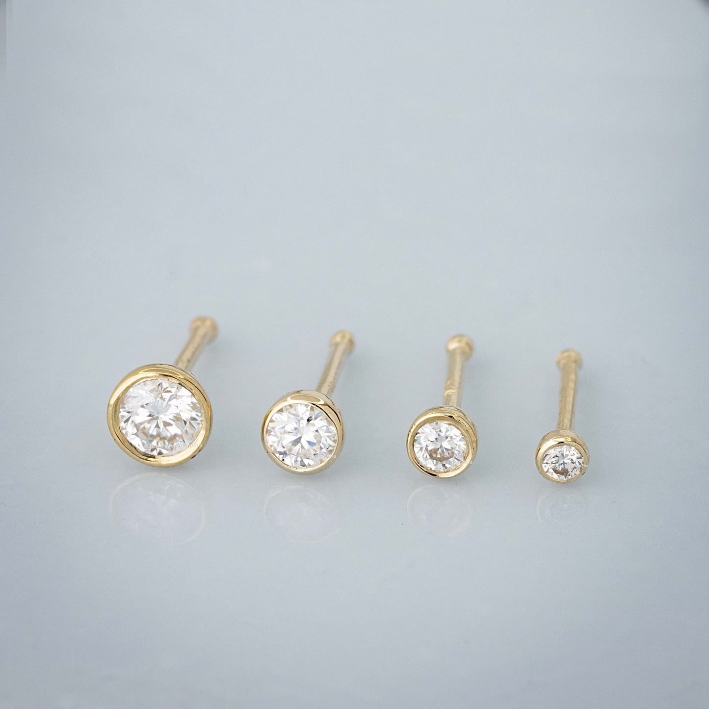 Jewelry Avalanche 22G 14K Gold Bezel-set Diamond Ball-end Nose Stud