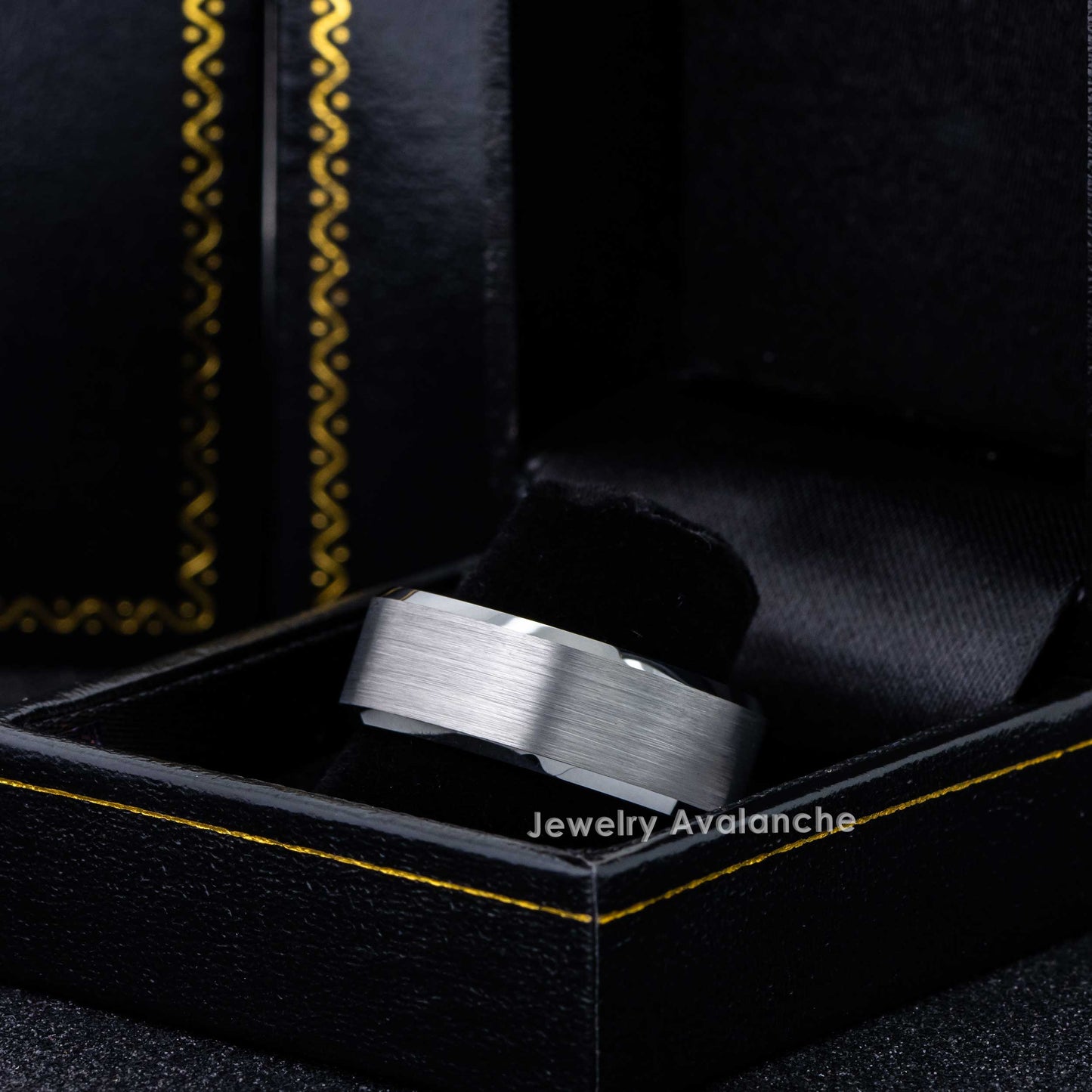 Jewelry Avalanche Mens Beveled Tungsten Carbide Wedding Band, Comfort-fit, 8mm