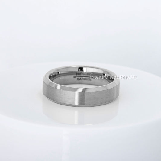 Jewelry Avalanche Brushed Center Shiny Beveled Tungsten Carbide Wedding Band, Comfort-fit, 6mm