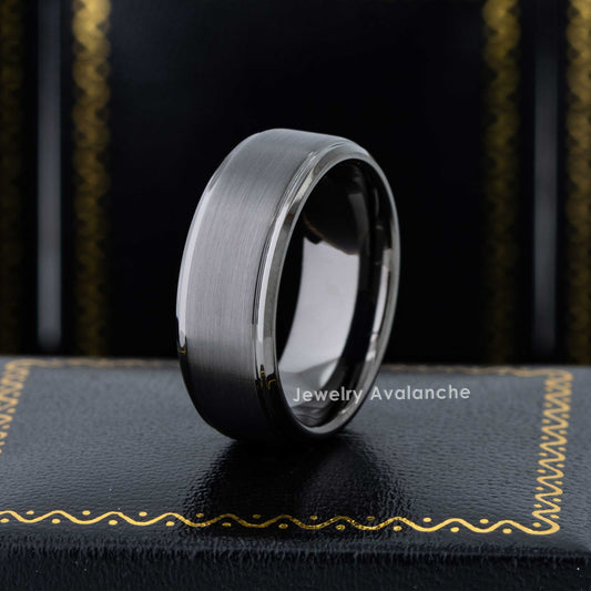 Jewelry Avalanche Mens Gunmetal Tungsten Carbide Wedding Band, Brushed, 8mm