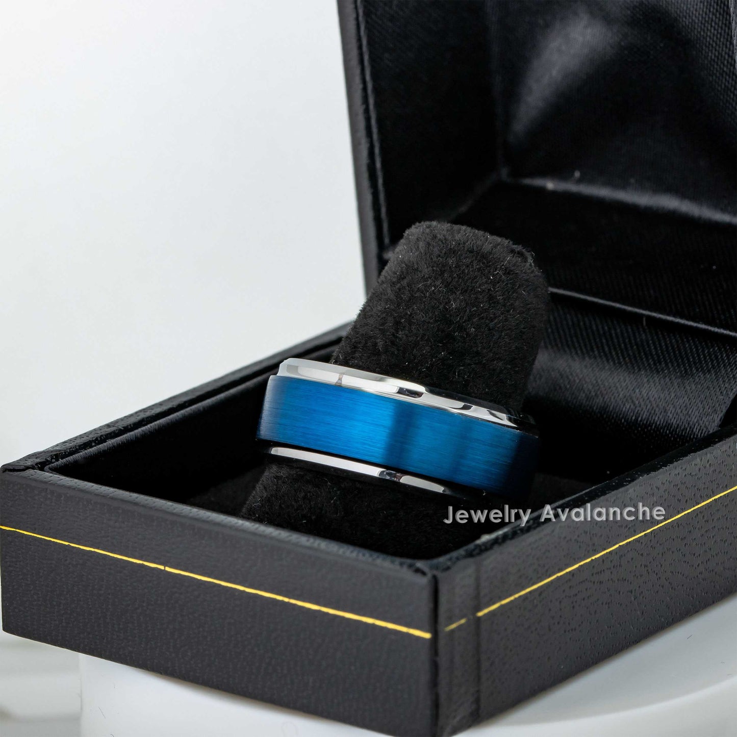 Jewelry Avalanche Blue Brushed Finish Polished Stepped Beveled Tungsten Carbide Wedding Band, Comfort-fit, 9mm