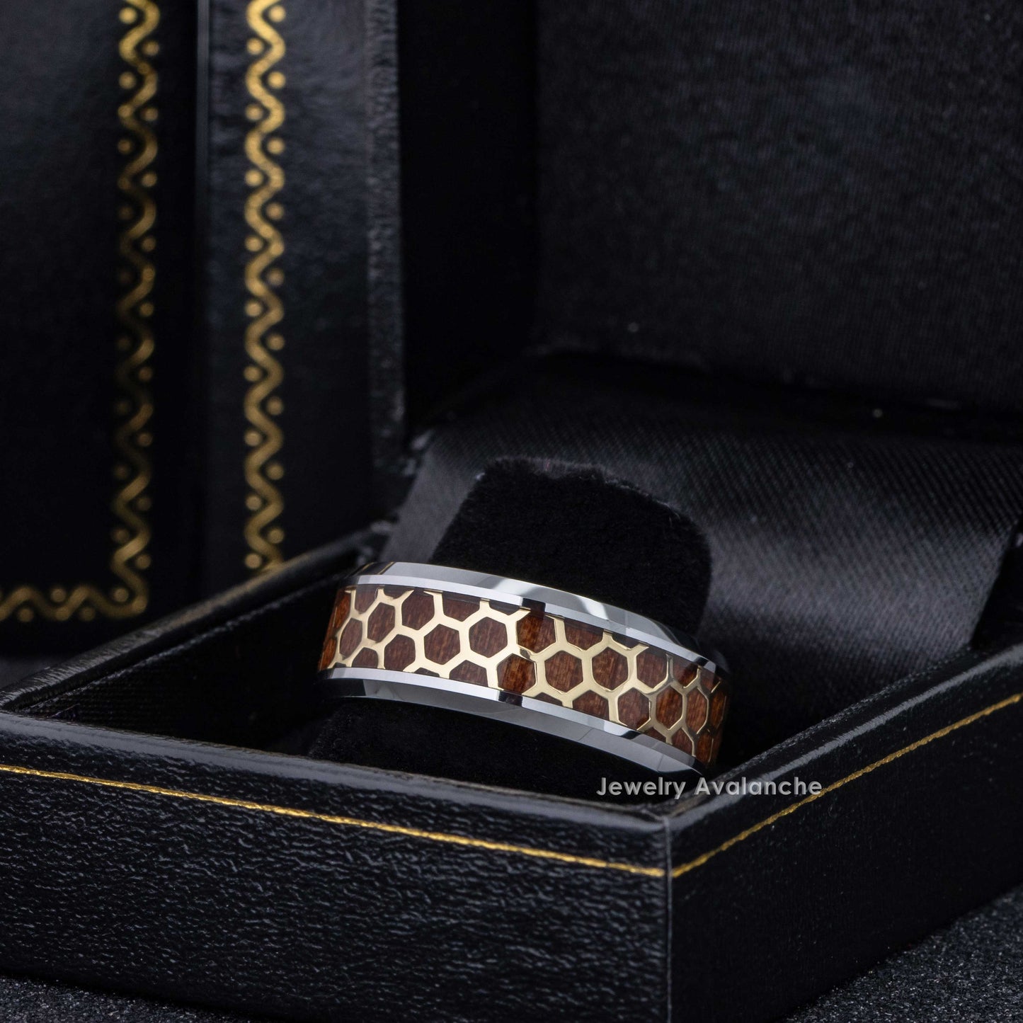 Jewelry Avalanche 8mm Beveled Honeycomb & Rosewood Inlay Tungsten Carbide Mens Wedding Band