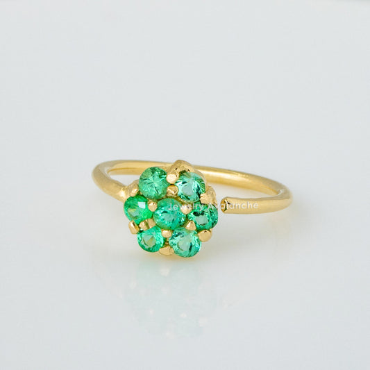 Jewelry Avalanche Ladies 20G 14K Gold Emerald Flower Nose Hoop Ring, 5/16"(8mm)