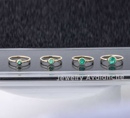 Jewelry Avalanche 20G 14K Gold Bezel Set Emerald Nose Hoop Ring, 8mm, May Birthstone
