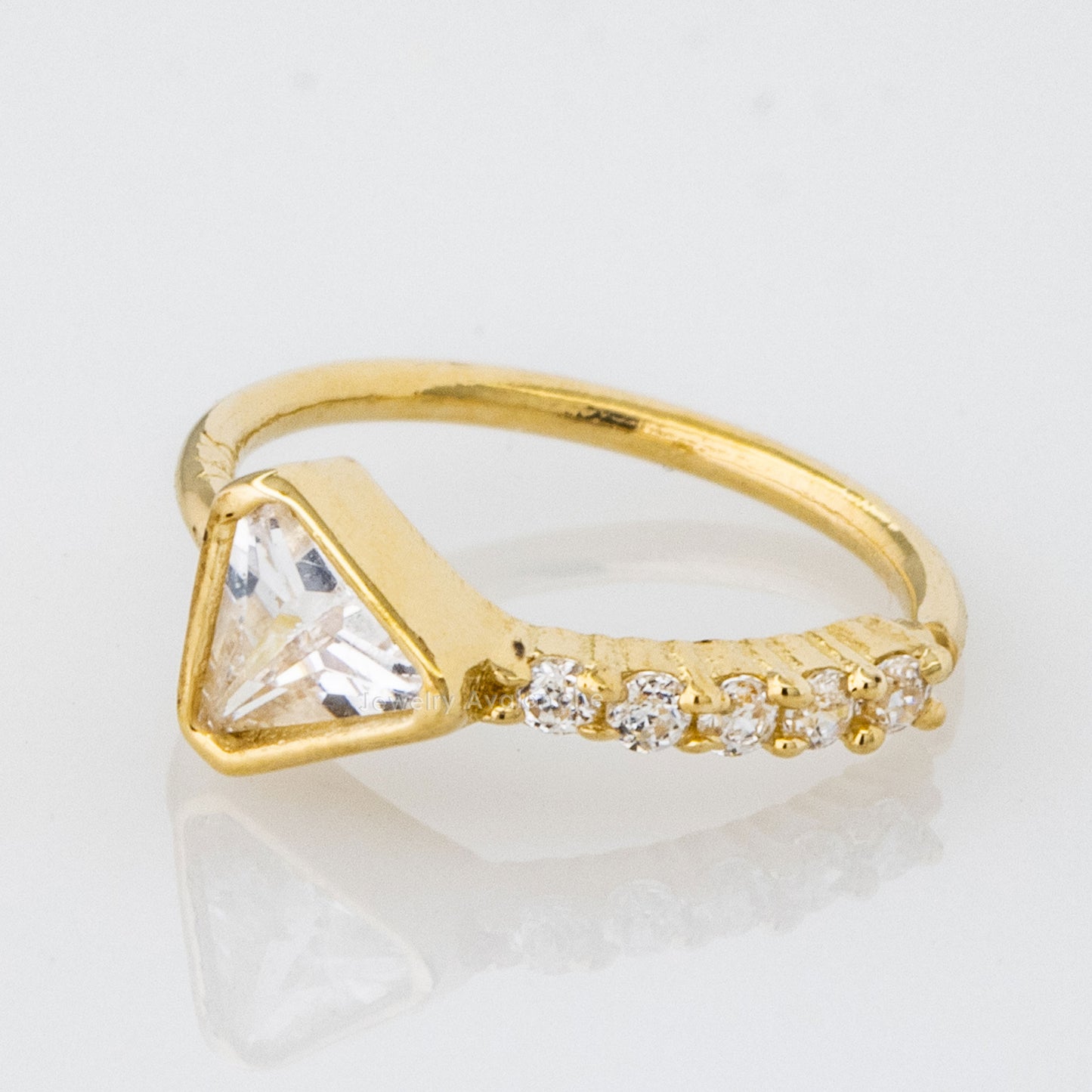 Jewelry Avalanche 14K Gold Bezel Set Triangle CZ 20G Nose Hoop – 8mm Twist Open Nose Ring, Half-eternity