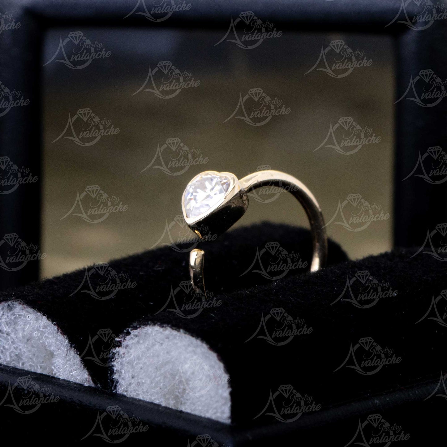 Jewelry Avalanche 20G 14K Gold Bezel Moissanite Heart Nose Hoop Ring