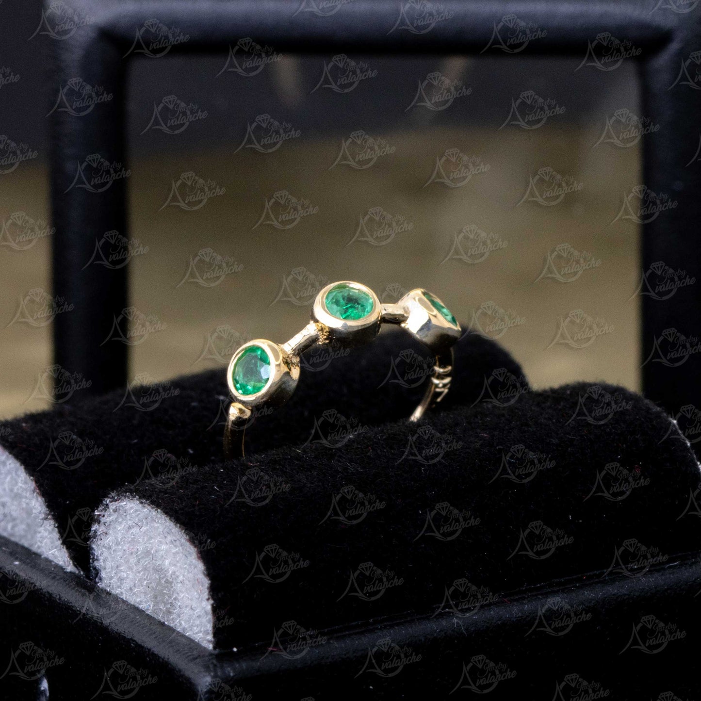 Jewelry Avalanche 20G 14K Gold 3-stone Bezel Set Emerald Nose Hoop, 8mm, May Birthstone
