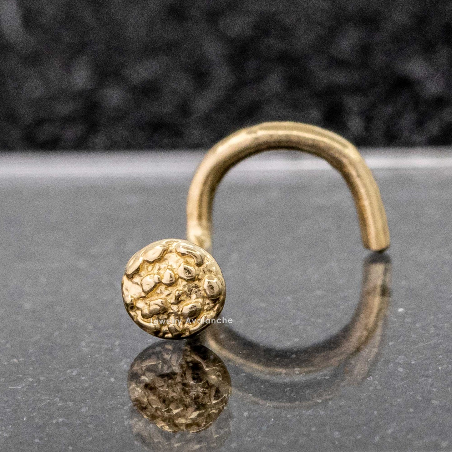 Jewelry Avalanche 20G 14K Yellow Gold Round Nugget Nose Screw Nose Ring Stud