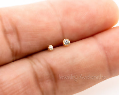 Jewelry Avalanche 22G 14K Yellow Gold Bezel-set CZ Nose Bone Nose Ring Stud