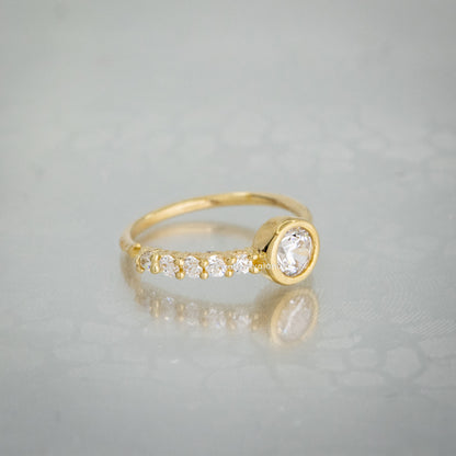 Jewelry Avalanche 14K Gold Bezel Round CZ Nose Hoop Ring, 20G, 8mm, Half-eternity