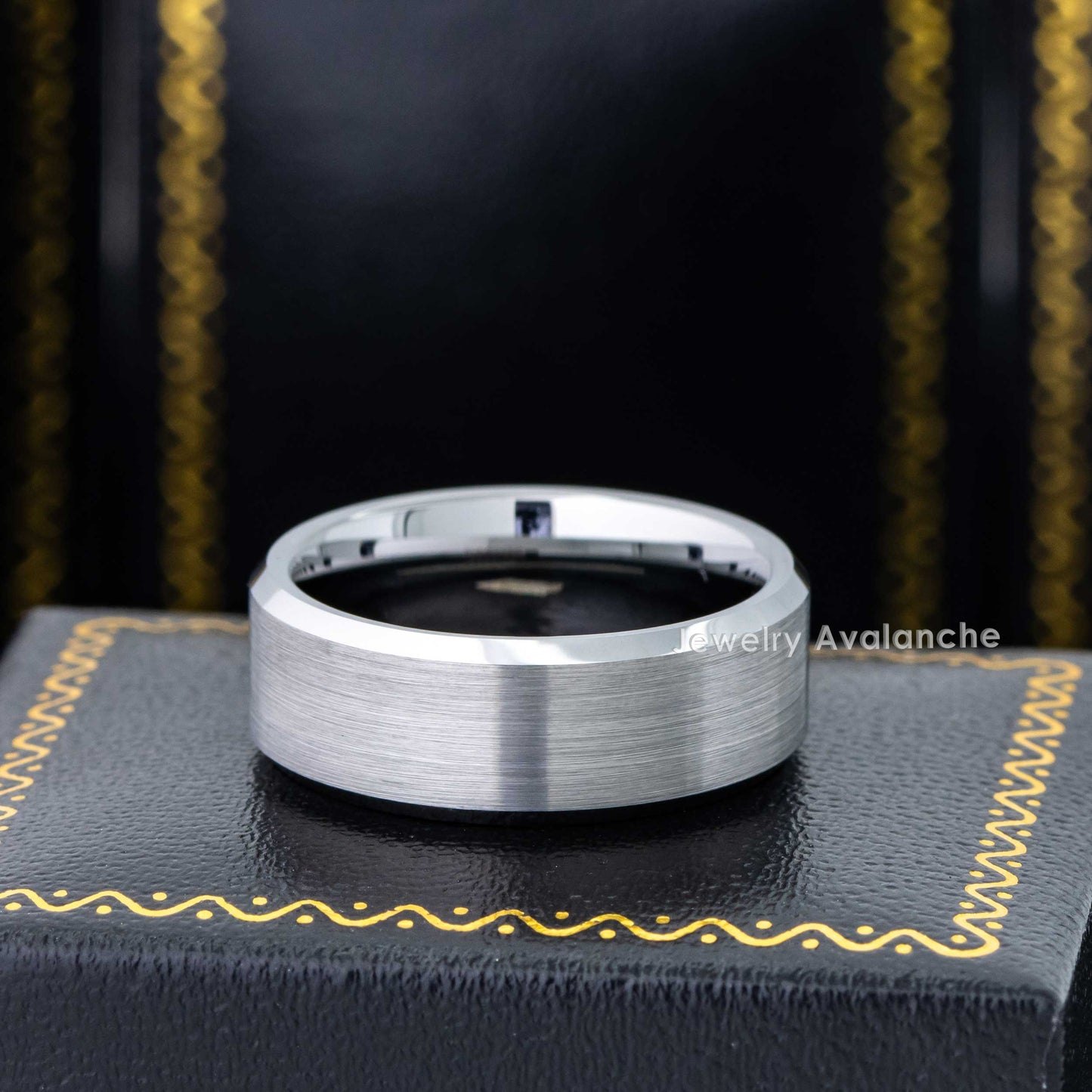 Jewelry Avalanche Mens Beveled Tungsten Carbide Wedding Band, Comfort-fit, 8mm
