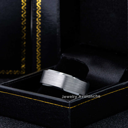 Jewelry Avalanche Mens Beveled Tungsten Carbide Wedding Band, Comfort-fit, 8mm