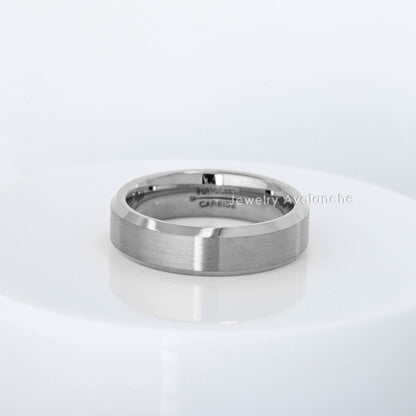 Jewelry Avalanche Brushed Center Shiny Beveled Tungsten Carbide Wedding Band, Comfort-fit, 6mm