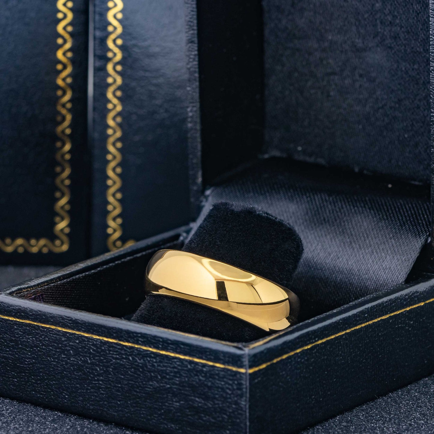 Jewelry Avalanche Mens 7mm Dome Tungsten Carbide Wedding Band - Comfort Fit Polished Gold IP