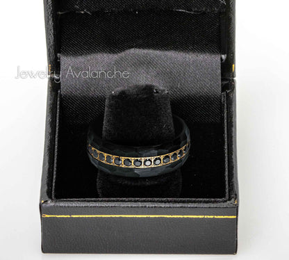 Jewelry Avalanche Hammered Finish Tungsten Carbide Mens Eternity Wedding Band, Comfort-fit, 8mm