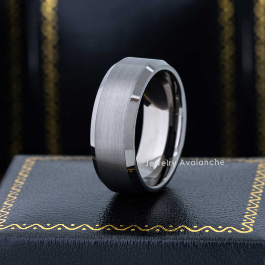 Jewelry Avalanche Mens Gunmetal Tungsten Carbide Wedding Band, Comfort-fit, Beveled Edge, 8mm