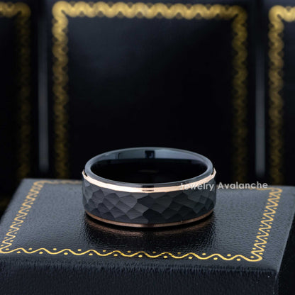 Jewelry Avalanche Black Hammered Center Rose Gold IP Stepped Tungsten Carbide Wedding Band, Comfort-fit, 8mm