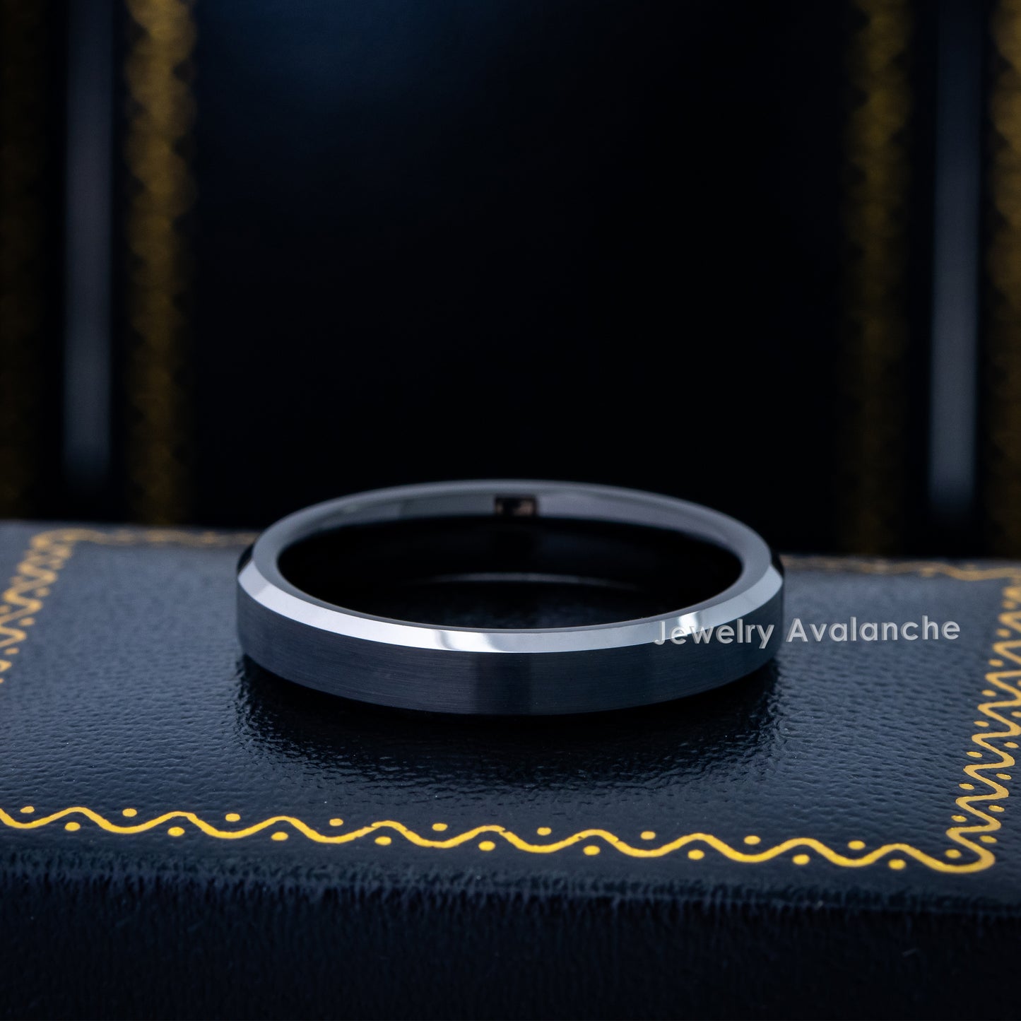 Jewelry Avalanche 2-Tone 4mm Beveled Black IP Tungsten Carbide Men Women Wedding Band