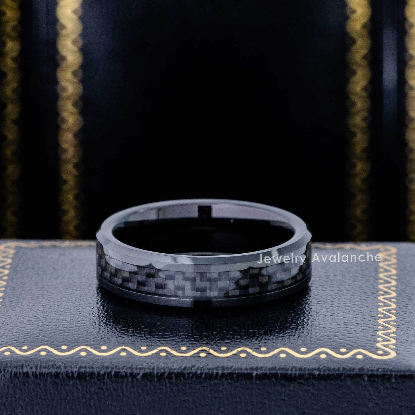 Jewelry Avalanche 6mm Black Carbon Fiber Inlay Beveled Tungsten Carbide Men Women Wedding Band