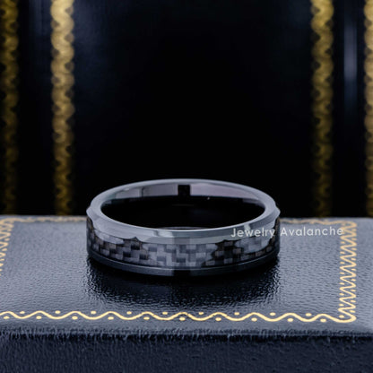Jewelry Avalanche 6mm Black Carbon Fiber Inlay Beveled Tungsten Carbide Men Women Wedding Band