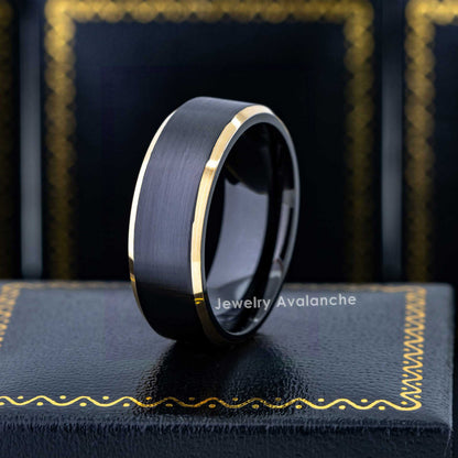 Jewelry Avalanche Mens Black & Gold Tungsten Carbide Wedding Band, Comfort-fit, Beveled Edge, 8mm