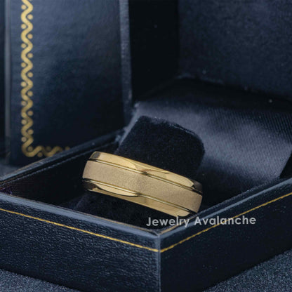 Jewelry Avalanche Gold IP Sandstone Finish Dome Tungsten Carbide Wedding Band, Comfort-fit, 8mm