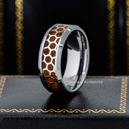 Jewelry Avalanche 8mm Beveled Honeycomb & Rosewood Inlay Tungsten Carbide Mens Wedding Band