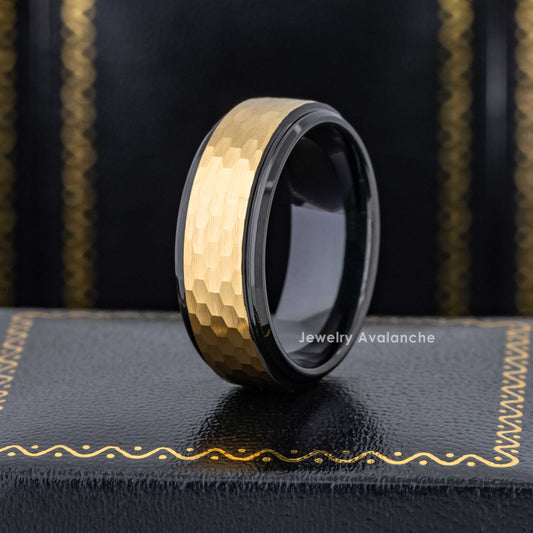 Jewelry Avalanche 8mm Stepped Black & Gold IP Hammered Tungsten Carbide Mens Wedding Band