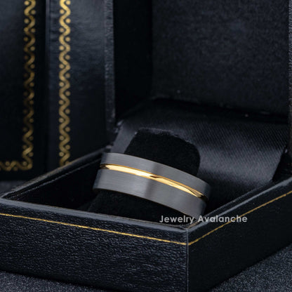 Jewelry Avalanche Gold & Gunmetal IP Grooved Tungsten Carbide Mens Wedding Band Pipe Cut