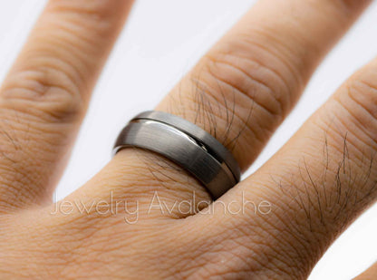 Jewelry Avalanche Mens Gunmetal Tungsten Carbide Wedding Band, Comfort-fit, Dome Offset Grooved, 8mm