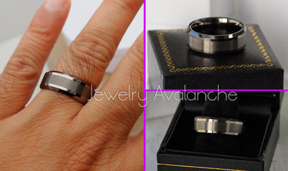 Jewelry Avalanche Mens Gunmetal Tungsten Carbide Wedding Band, Comfort-fit, Brushed Center Beveled Edge, 8mm