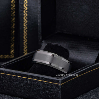 Jewelry Avalanche Mens Gunmetal Tungsten Carbide Wedding Band, Comfort-fit, Brushed Center Beveled Edge, 8mm