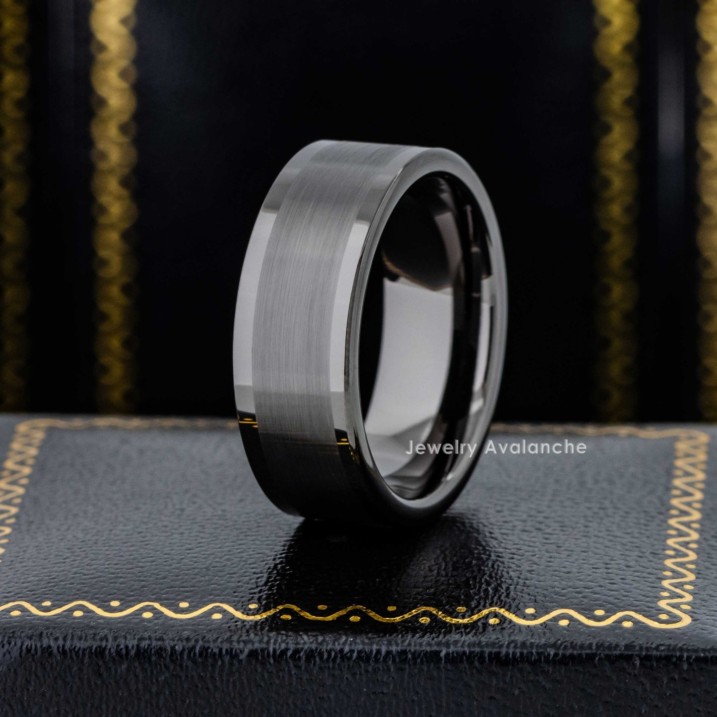 Jewelry Avalanche Mens Gunmetal Tungsten Carbide Wedding Band, Comfort-fit, Pipe Cut, 8mm