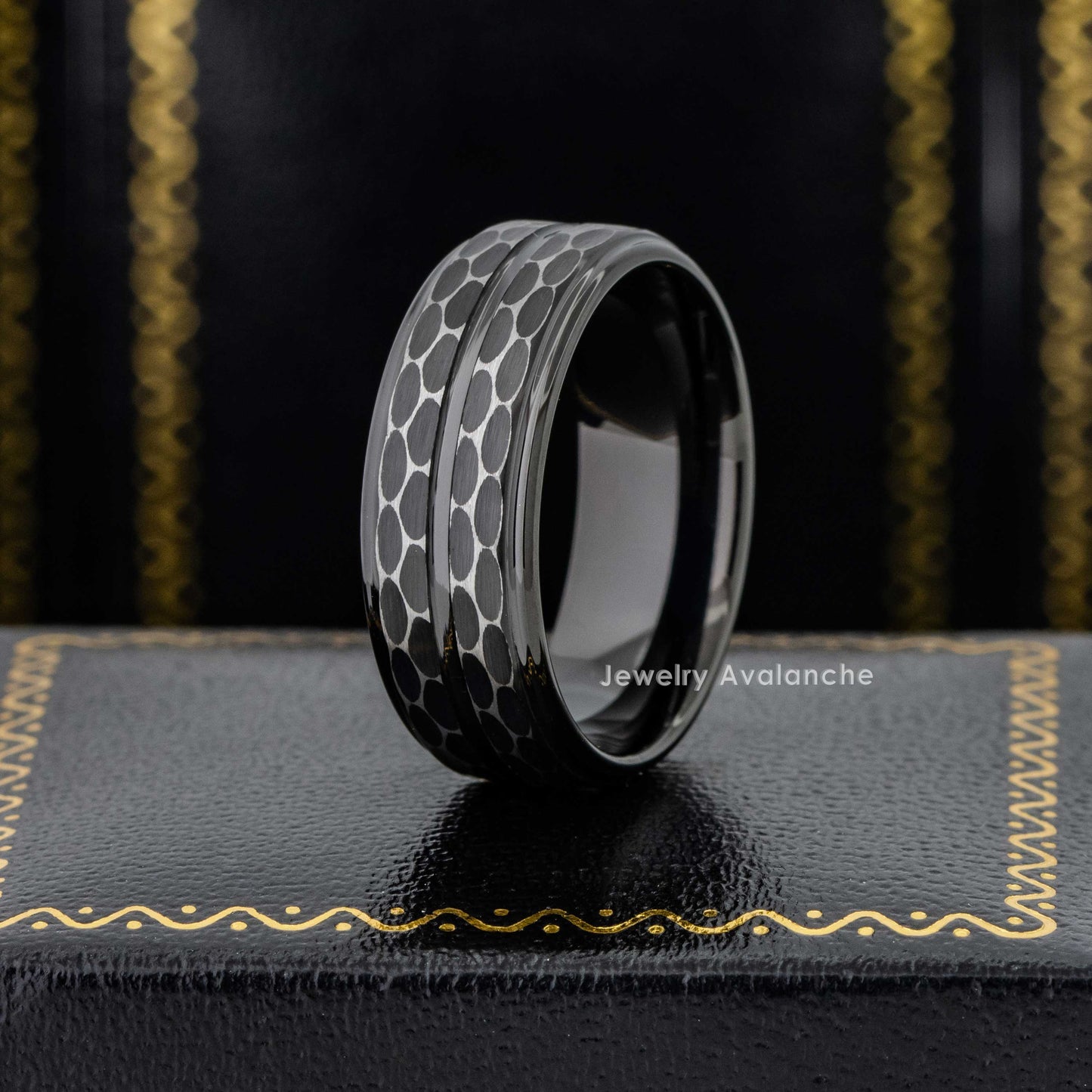 Jewelry Avalanche Rugged Leopard Spots Style Black Tungsten Carbide Mens Wedding Band 8mm